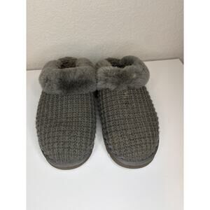 UGG Knit Slippers Womens Size 11 Gray Sheepskin Lined Cozy House Shoes